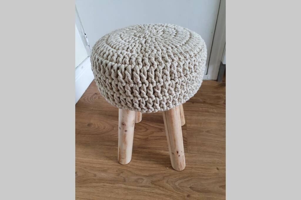 Cosy, Quirky, Comfy 'N' Chic House- Apartman Swindon Kültér fotó